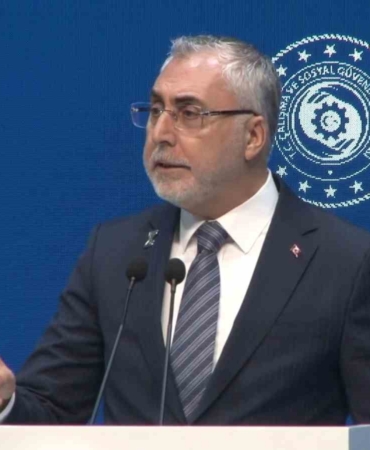 Çalışma ve Sosyal Güvenlik Bakanı Işıkhan: "2 yılda yaklaşık 2 milyon kadının işe yerleştirilmesini sağladık"