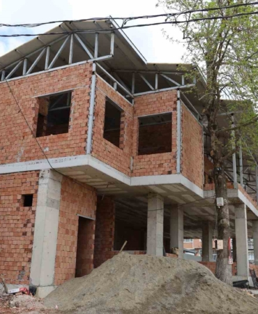 Büyükşehir’den kırsal mahallelere malzeme desteği