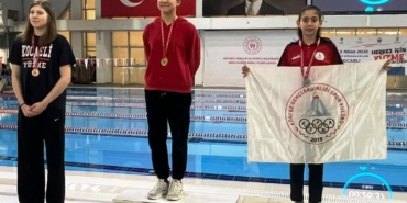 Körfezli genç yüzücüler TDT yüzme elemelerinde bölge birincisi oldu