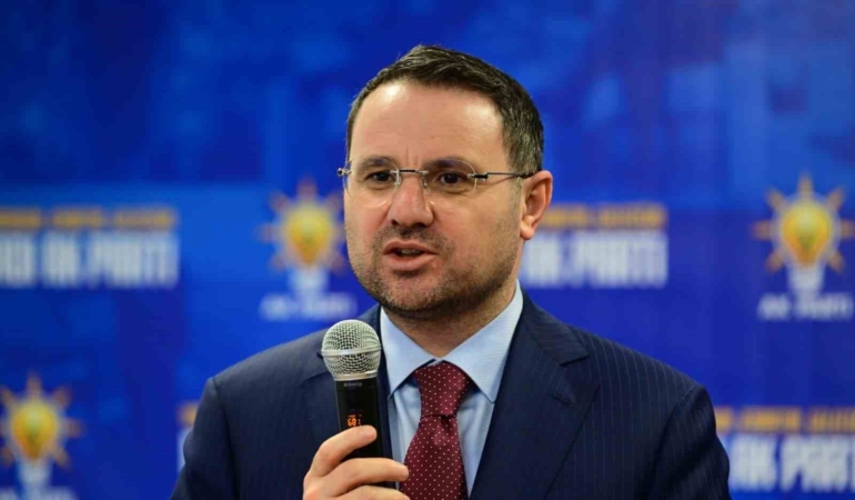 Bakan Gürlek: "AK Parti dava partisidir, gönül partisidir"