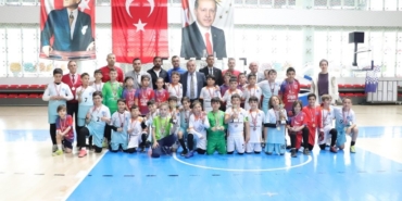 İlkokullar futsal finalinde karşılaştı
