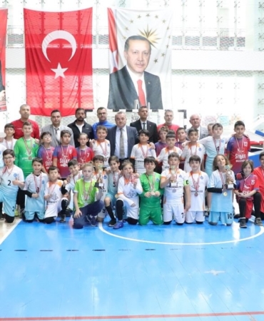 İlkokullar futsal finalinde karşılaştı