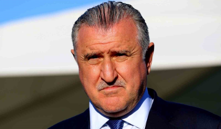 Bakan Osman Aşkın Bak: “Milli takımımız Dünya Kupası’nda çok iyi işler yapacak”