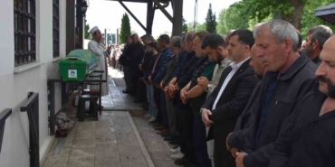 Sakarya’daki fabrika patlamasında hayatını kaybeden işçi toprağa verildi