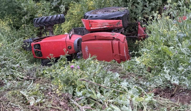 Bursa’da yürek yakan kaza...Devrilen traktörün sürücüsü öldü