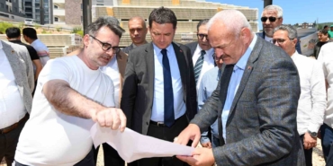 Osmangazi yeni modern pazar alanına kavuşmak için gün sayıyor