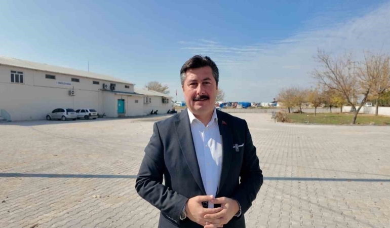 Yenişehir’de kurban satış yeri ve mezbaha bayrama hazır