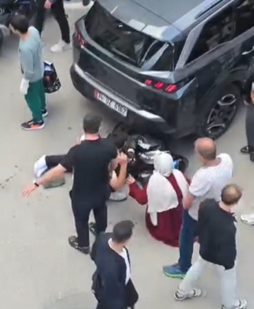 Pendik’te motosiklet otomobile çarptı: 1 yaralı