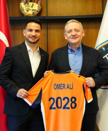 RAMS Başakşehir, Ömer Ali Şahiner ile sözleşme yeniledi