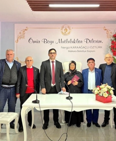 Huzurevinde "ikinci bahar" mutluluğu: Hayatlarını birleştirdiler