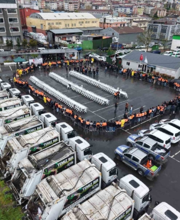 Gaziosmanpaşa’da "1 Mayıs Emek ve Dayanışma Günü" davul-zurna eşliğinde kutlandı