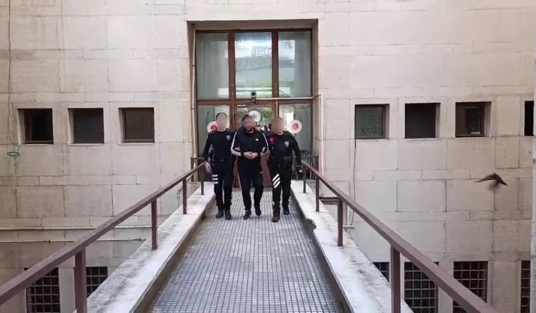 Yaşlı teyzesini evinde darp ederek öldüren şüpheli tutuklandı