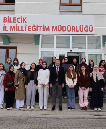 Bilecik’ten 50 öğrenci gençlik kamplarına uğurlandı