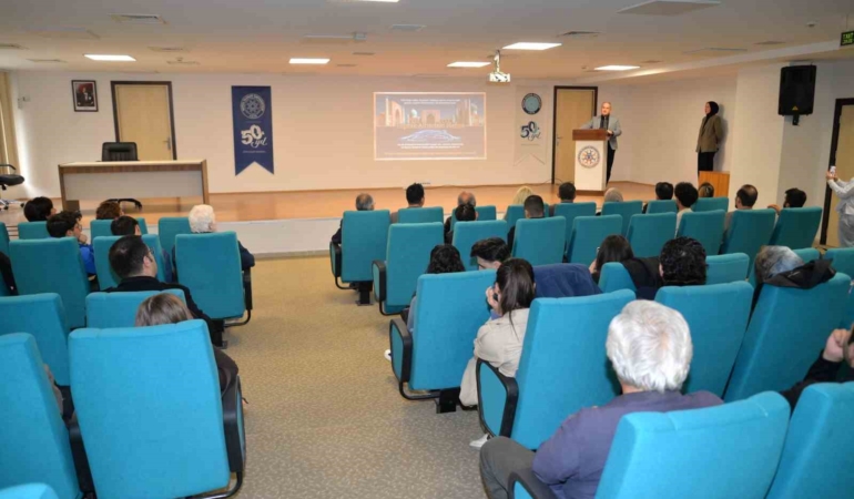 Şarkın İncisi Semerkand Konferansı BUÜ’de düzenlendi