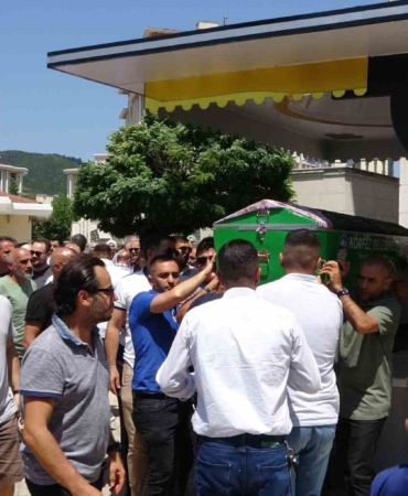 TEM’de yakıtı biten araca ve çekiciye çarpmıştı, 2 ölümlü kazanın cezası belli oldu