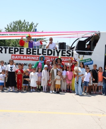 Gezici bayram otobüsü Kartepe’de çocuklarla buluşacak