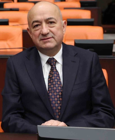 AK Partili Gider: "Asıl sorumluluğumuz; gençlerimizin önünü açmak"