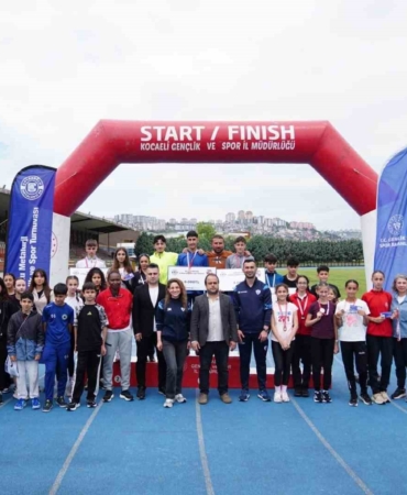 Çolakoğlu Metalurji, 19 Mayıs’ı genç sporcularla kutladı
