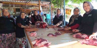 Burhaniye’de kadınlar kasap oldu