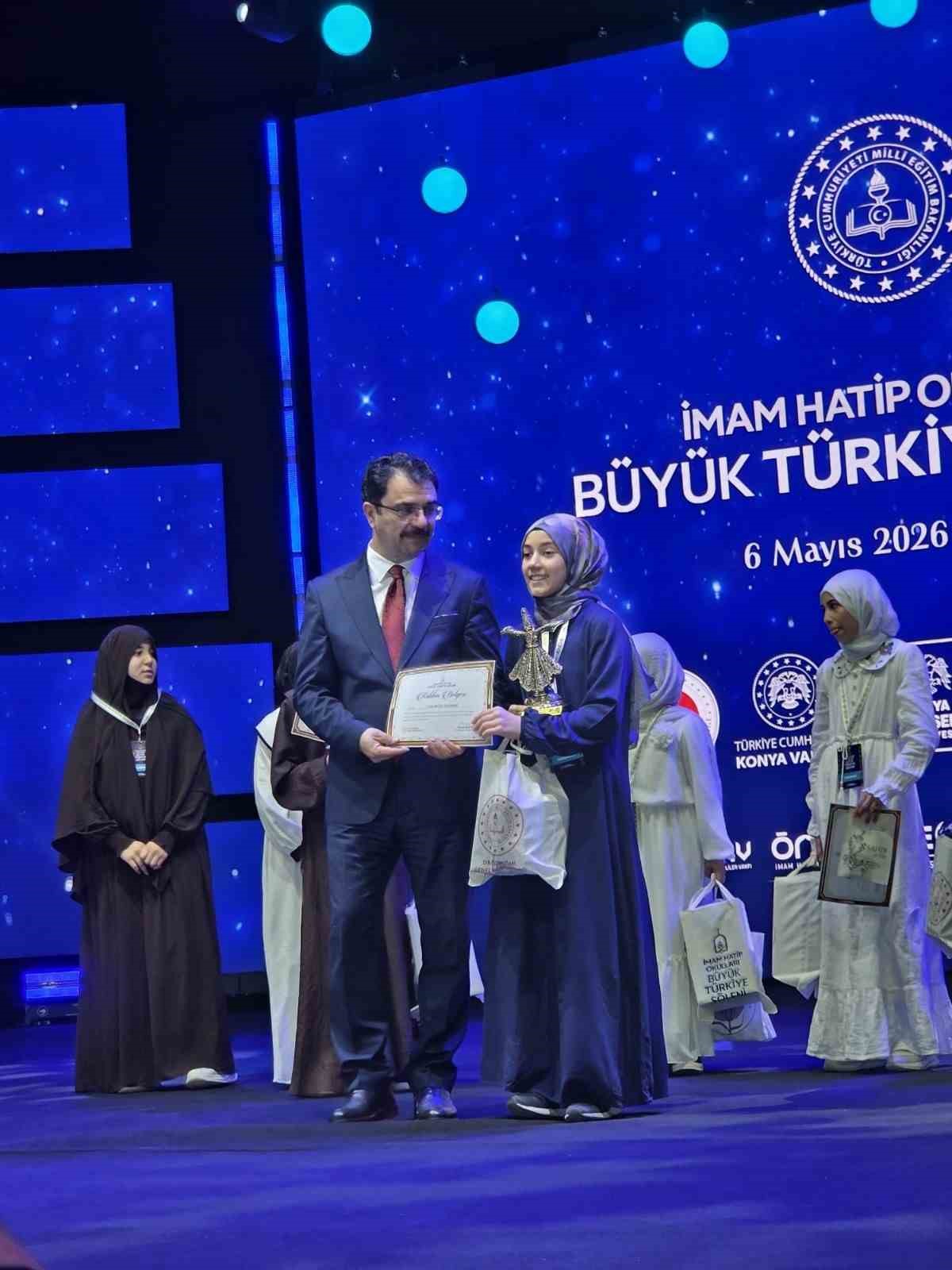 Genç Nida Kur’an-ı Kerim’i Güzel Okuma Türkiye Finalleri Yarışmasında Türkiye 1.’si oldu