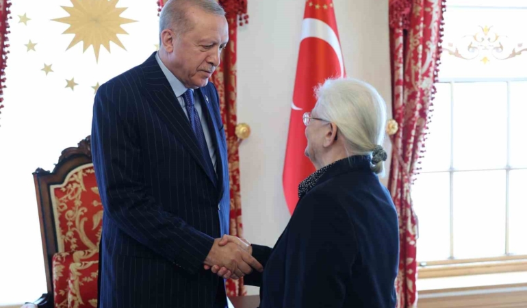 Demokrasi şehitleri mağdurları ilk kez Dolmabahçe’de