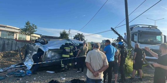Tekirdağ’da midibüs ile panelvan çarpıştı: 1 ölü, 8 yaralı
