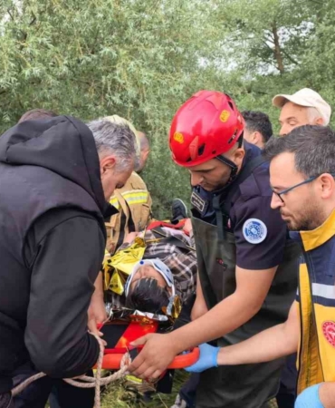 Dereye düşerek akıntıya kapıldı, böyle kurtarıldı