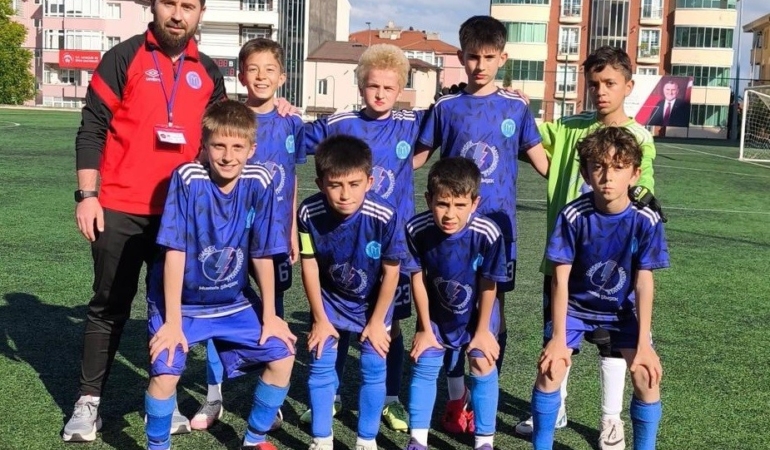 Bilecik U11 Gençler Ligi’nde 1299 Bilecikspor Kulübü, BFA’yı farklı yendi