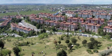 Arnavutköy’de geleneksel uçurtma şenliği renkli görüntülere sahne oldu
