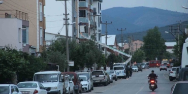 Bayramiç’te inşatta elektrik akımına kapılan işçi ağır yaralandı