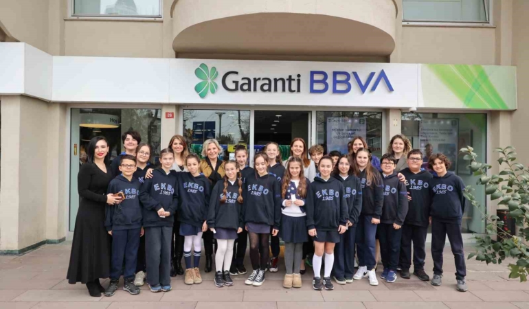 Garanti BBVA şubelerini öğrencilere açıyor