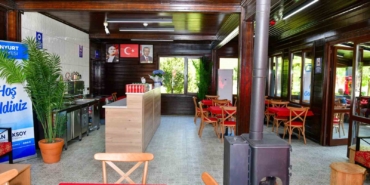 Esenyurt’ta emeklilere yeni sosyal yaşam alanı: Kıbrıs 74 Emekli Evi hizmete açıldı