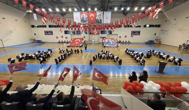 Edremit’te 19 Mayıs coşkusu