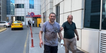 Üstü kan içinde kalan acemi kasap: "Sadece bıçak kaydı, ciddi bir şey yok"
