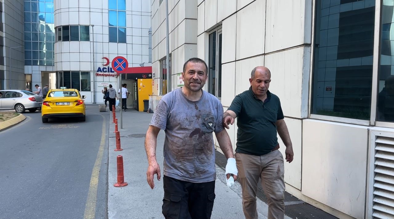 Üstü kan içinde kalan acemi kasap: "Sadece bıçak kaydı, ciddi bir şey yok"