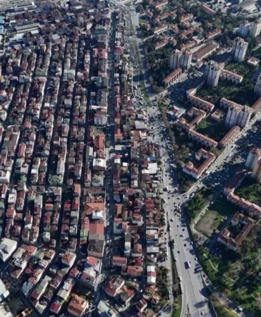 İstanbul’da hayatın iki farklı yüzü aynı karede