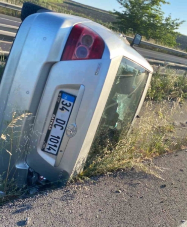 Balıkesir’de trafik kazası: Araçta mahsur kalan 1 kişi kurtarıldı