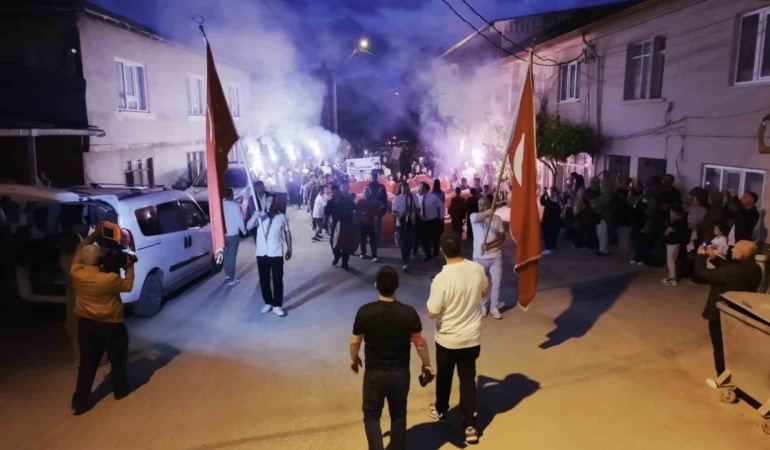 Bursa’da 157 yıllık “deve eğlencesi” geleneği yaşatılıyor
