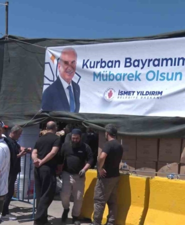 Ümraniye’de hijyenik ortamda kurban kesimi