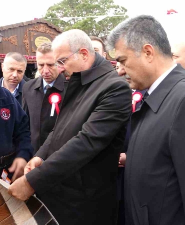 Çanakkale’de ‘İşyurtları Ürün ve El Sanatları Fuarı’ açıldı