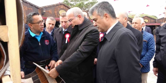 Çanakkale’de ‘İşyurtları Ürün ve El Sanatları Fuarı’ açıldı