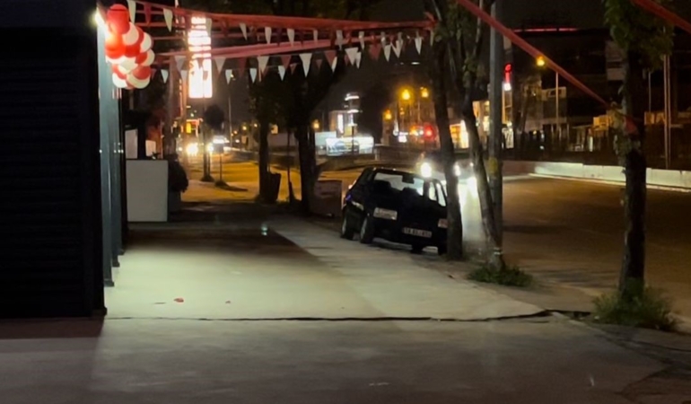 Alkollü sürücü kontrolü gördü, aracını çorbacıya çekip sürücü olmadığını iddia etti