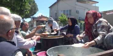Balıkesir’de 30 yıllık mahalle hayrı yapıldı