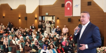 Sultangazili kadınlardan "Zamana İz Bırakan Eserler" Sergisi