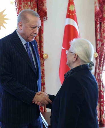 Cumhurbaşkanı Erdoğan, Adnan Menderes ve dava arkadaşlarının ailelerini kabul etti