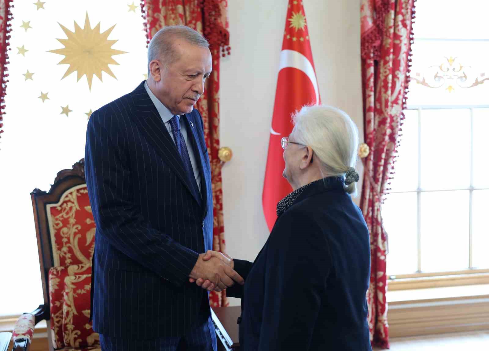 Cumhurbaşkanı Erdoğan, Adnan Menderes ve dava arkadaşlarının ailelerini kabul etti