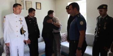 Kaymakam Acar gazilerle ve şehit aileleriyle bir araya gelerek bayramlaştı