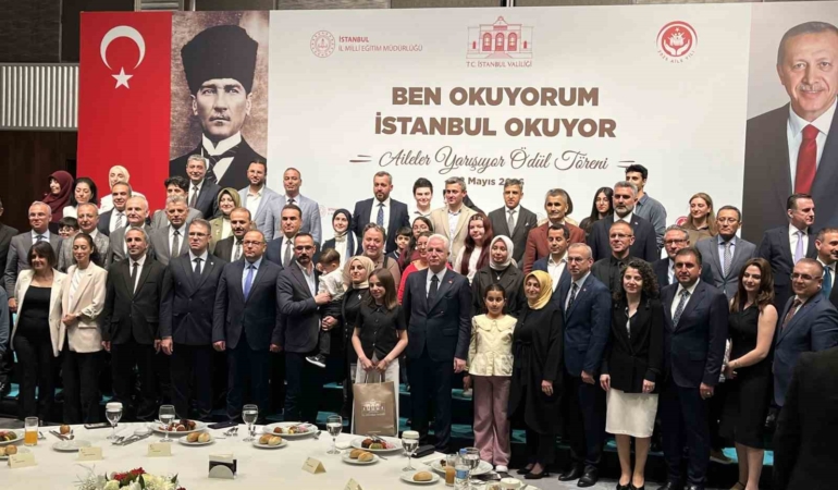 İstanbul Valisi Gül: "Son üç senede sizlerin de destekleriyle 7 milyon 300 bin ilave kitap temin ettik"