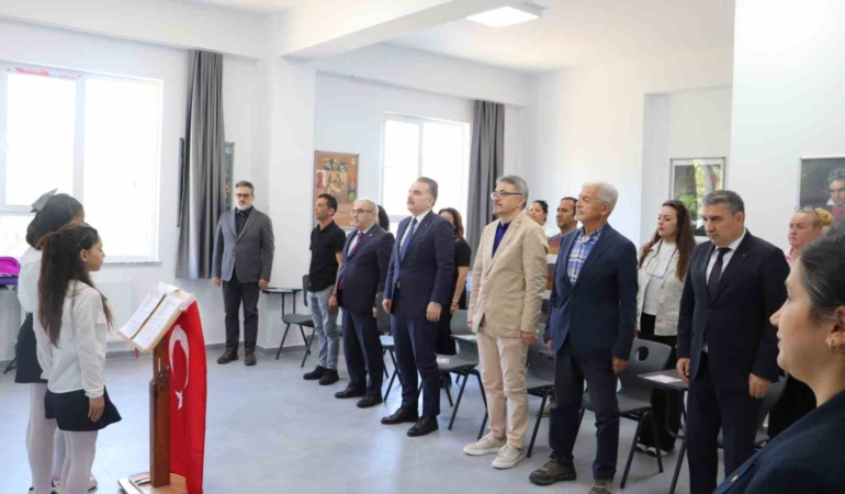 Edremit’te eğitime hayırsever desteği