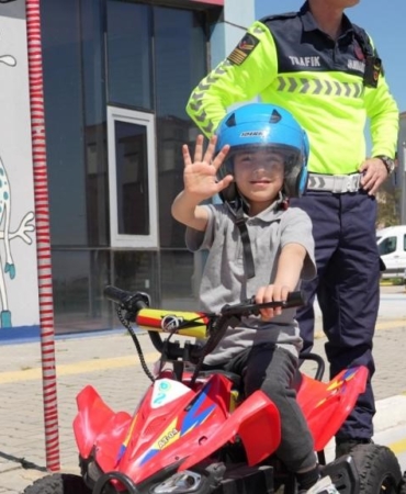 Tekirdağ’da 16 bin öğrenciye uygulamalı trafik eğitimi
